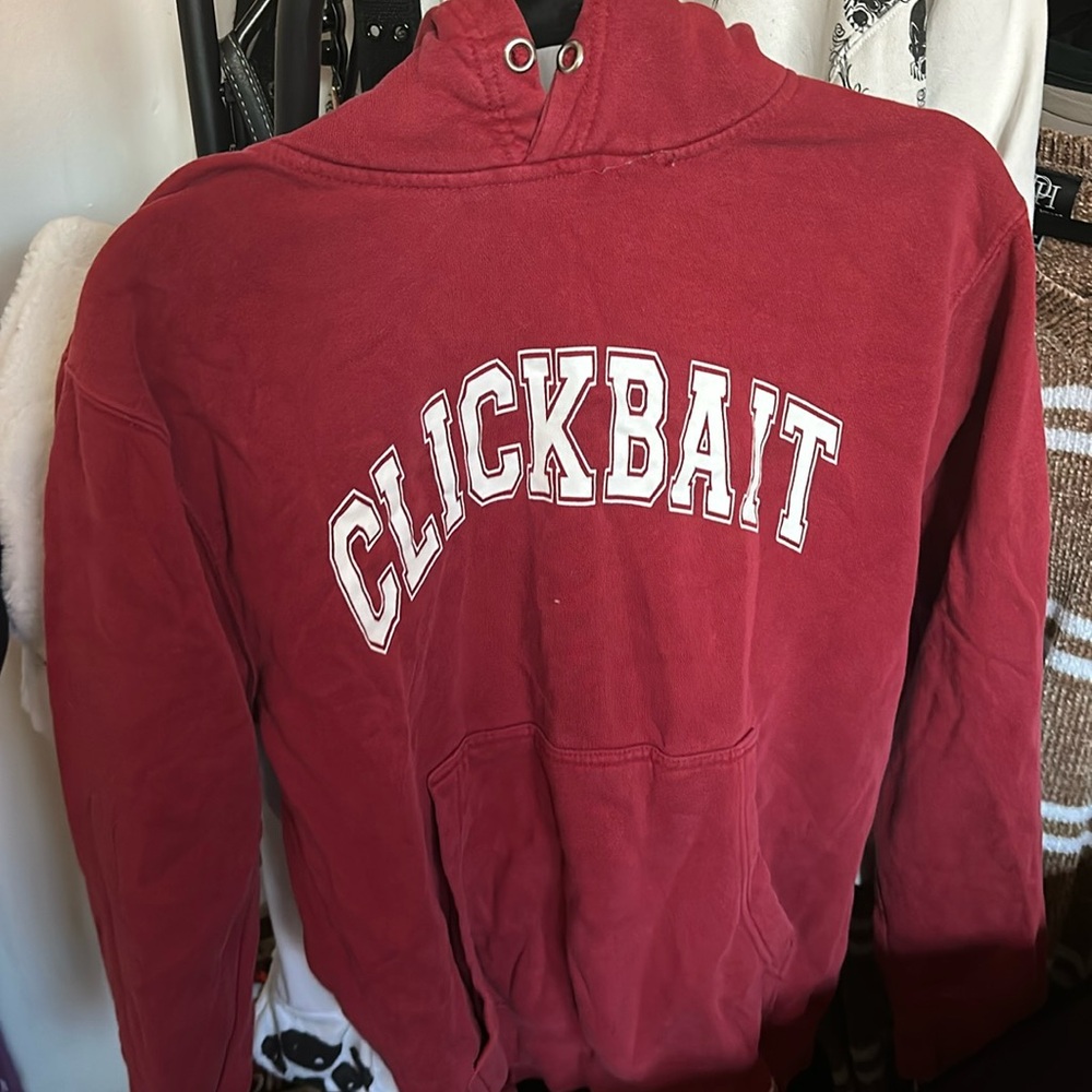 Clickbait hoodie